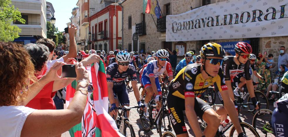 Navalmoral acoge, por primera vez, la salida de una etapa de la Vuelta Ciclista a España - Vimarsana News