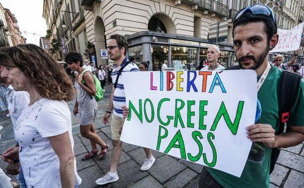 Antivacunas violentos