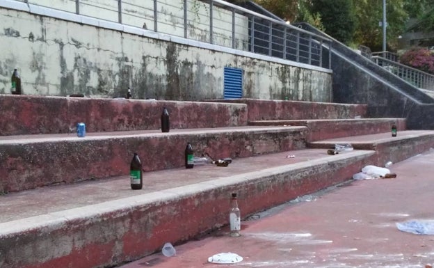 Los botellones vuelven a Badajoz con el final de las vacaciones y el inicio de las novatadas