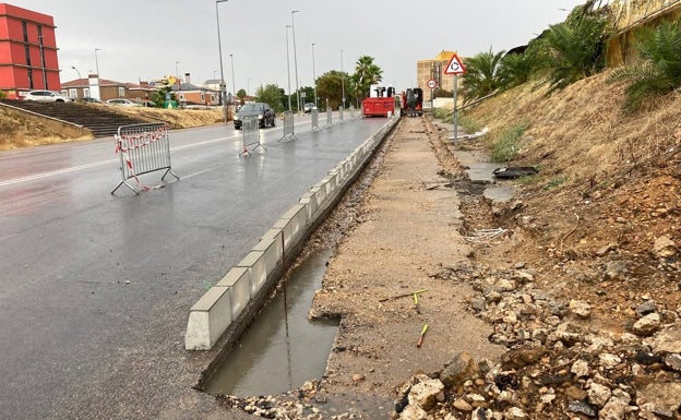 Inician las obras para completar el acerado de la avenida del Seminario de Badajoz