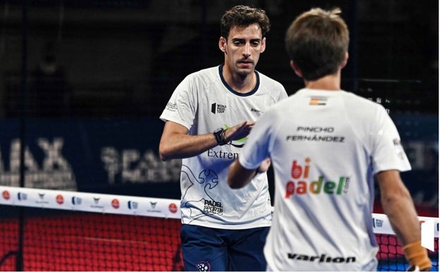 'Pincho' Fernández y García Diestro dan la sorpresa y eliminan a la séptima cabeza de serie