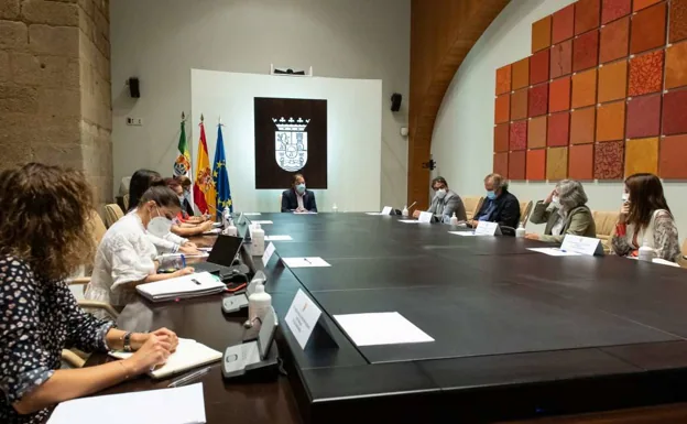 Reunión del Consejo de Gobierno de la Junta de Extremadura. 