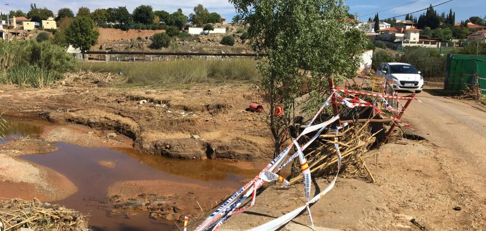 Avalancha de llamadas al punto de información por los daños causados por la lluvia torrencial - Vimarsana News