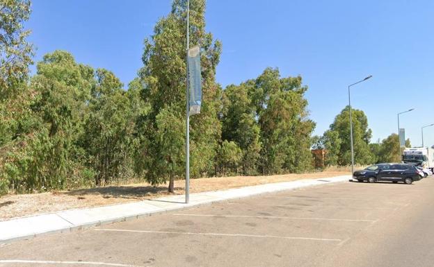 Multan a 46 jóvenes que participaban en un macrobotellón en Badajoz