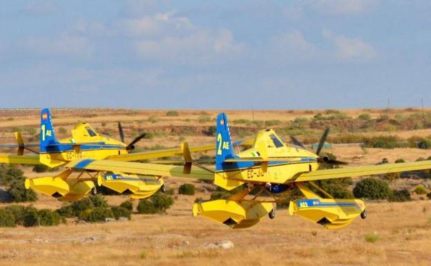 El Plan Infoex interviene a lo largo de la última semana en tres incendios forestales