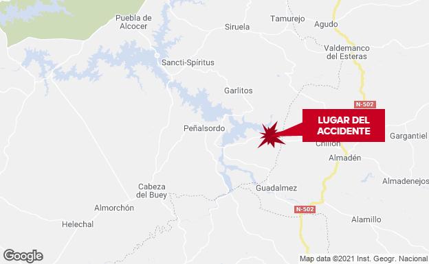 Tres heridos, uno de ellos menor, tras una salida de vía cerca de Peñalsordo