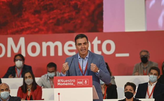 Sánchez y Díaz tratan de encauzar la crisis con gestos de distensión mutua