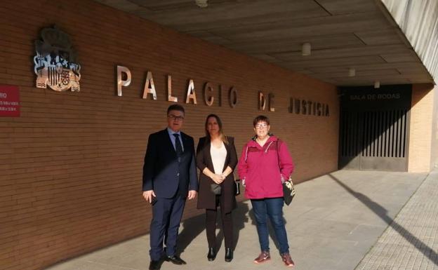Dos años de prisión para el empresario que ofreció «un milloncejo» a la alcaldesa de Acedera