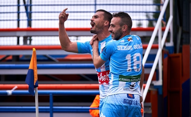 Pino escribe la tercera victoria seguida del Coria