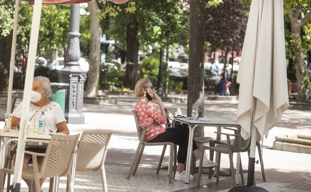 Los extremeños están entre los que más fuman y menos alcohol beben