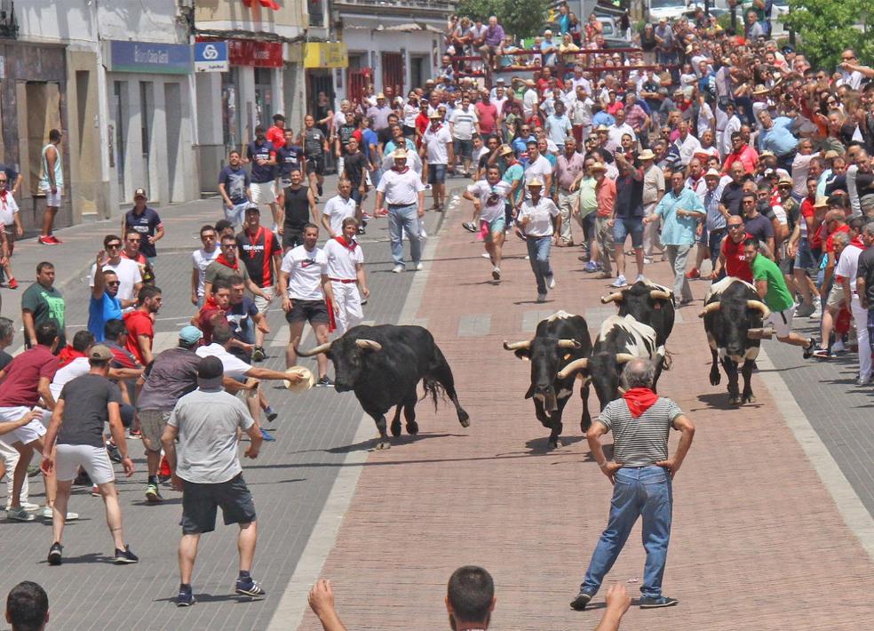 Las fiestas vuelven para reactivar los pueblos extremeños