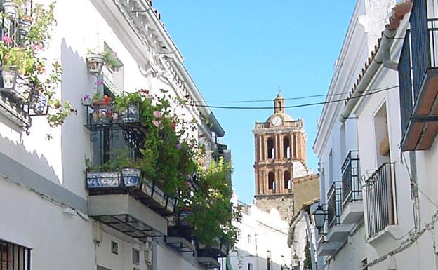 300.000 euros para soterrar cables en once conjuntos históricos de la provincia de Badajoz