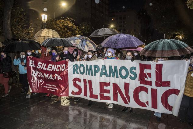 Así ha conmemorado la región el Día Internacional de la Eliminación de la Violencia contra la Mujer