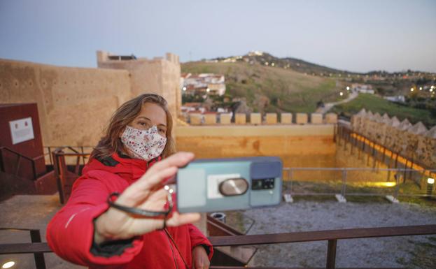 Reabre la Torre de los Pozos de Cáceres tras ser vaciada y recuperar su plaza de armas