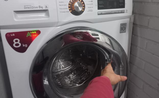 ¿A qué hora es más barata y más cara la luz este jueves?