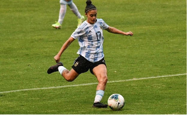 Nerea Agüero en su debut con la albiceleste ante Ecuador. /AFA