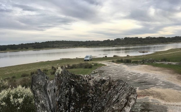 El ahogado el domingo en el pantano de Valdesalor residía en Cáceres