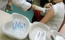 El SES pide a los padres que no acompañen a sus hijos a la vacunación en los colegios