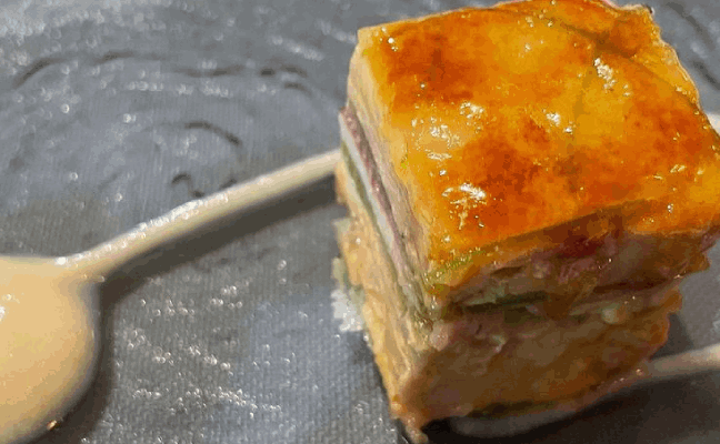 Así es la experiencia de comer en Versátil