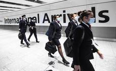Ómicron merma las tripulaciones de las aerolíneas y obliga a cancelar miles de vuelos