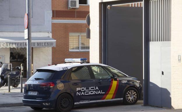 Piden siete años de prisión para un hombre de la zona de Montijo que compartió pornografía infantil