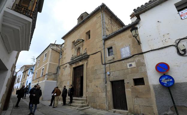El encarecimiento de los materiales retrasa la obra de la ermita del Vaquero en Cáceres