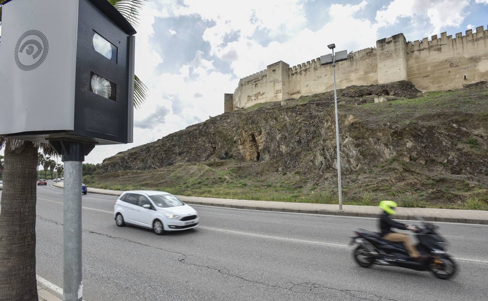 80 pacenses cazados al día por los radares