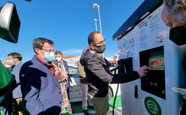 La red de electrolineras de la Diputación pacense se pone en servicio con 25 puntos de recarga