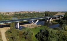 El puente 25 de abril de Badajoz, la carretera fantasma en Google Maps
