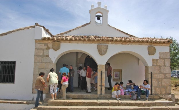 «Pues si la ermita no es de la Iglesia, entonces es mía»