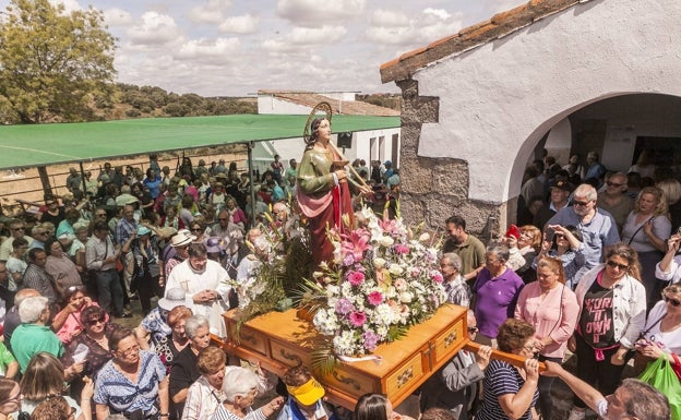 La ermita cacereña de Santa Lucía seguirá estando disponible para la romería
