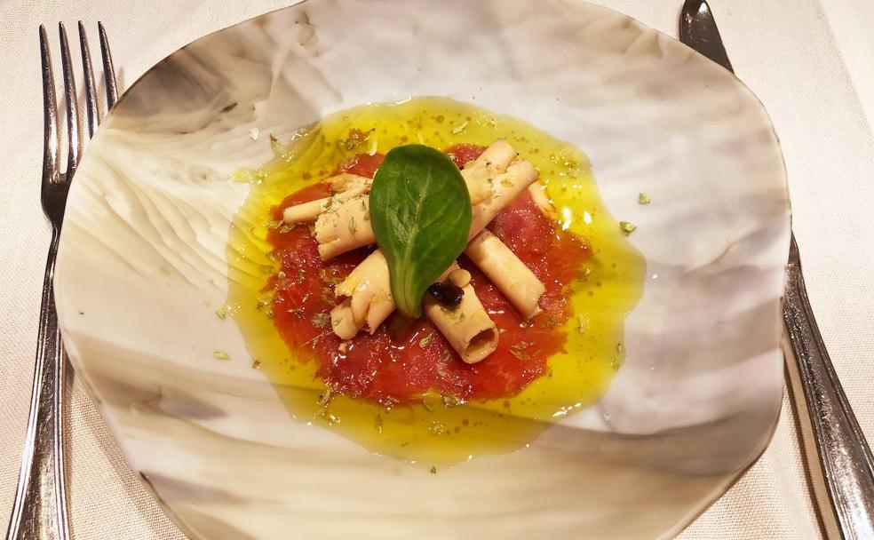 Javier Martín, un menú de once platos llenos de estética y contrastes