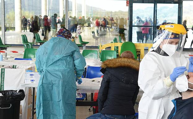 Aumenta el número de hospitalizados en Extremadura, a los que se suman 2.597 contagios desde el viernes