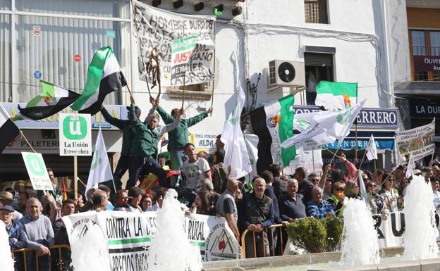 El campo extremeño amenaza con «reventar» Agroexpo