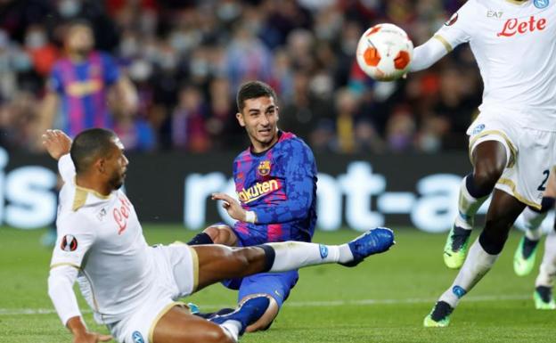 El Barça perdona al Nápoles en el Camp Nou