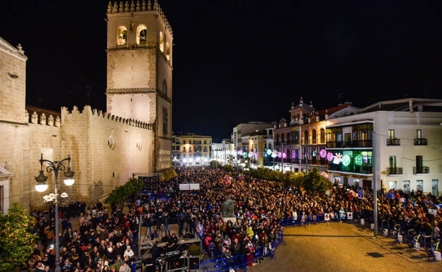 El Carnaval de Badajoz celebrará que es internacional con fuegos artificiales tras el pregón