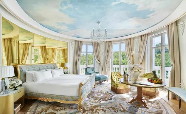 Suite Real del hotel Ritz Mandarin Oriental.