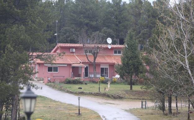 Desarticulan una secta que abusaba de menores en una masía de Castellón