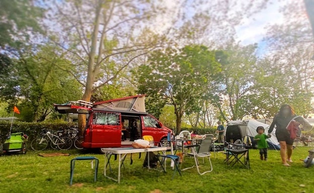 Los 24 campings de la provincia de Cáceres se preparan para la temporada alta