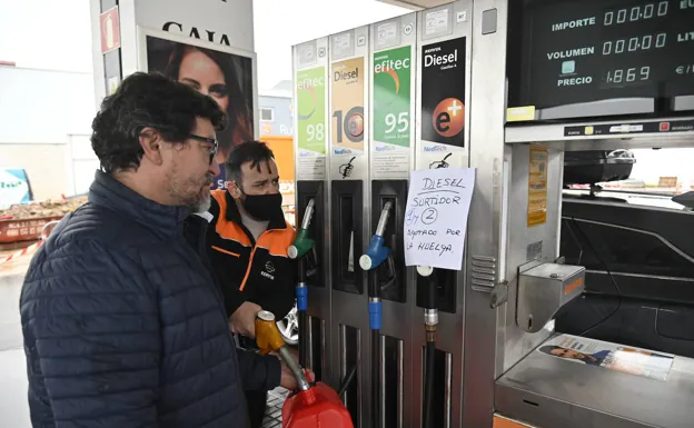 Las gasolineras extremeñas empiezan a tener falta de suministro por la huelga de transportistas