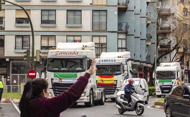 Los supermercados extremeños empiezan a recibir mercancía pero aún no recuperan la normalidad