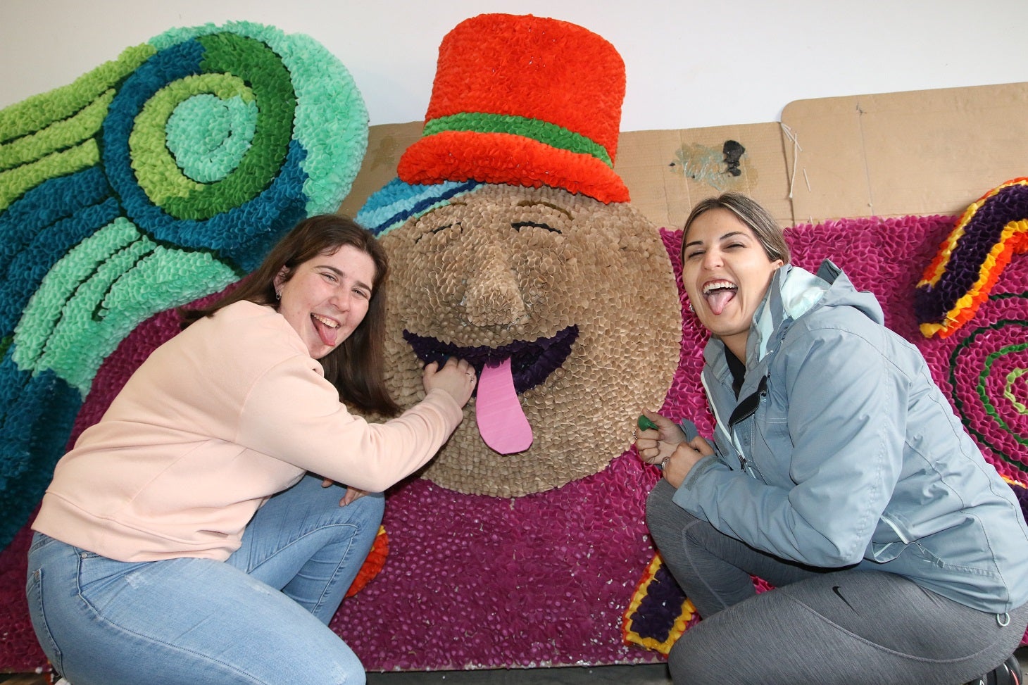 Dando forma a las carrozas de la Romería de Piedraescrita