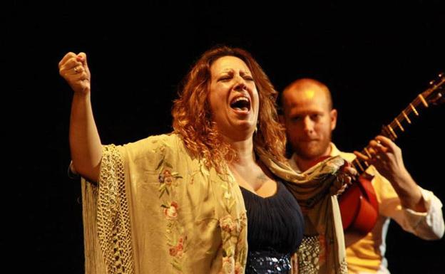 El flamenco de 'Amapolas Negras' llega este viernes al Gran Teatro de Cáceres