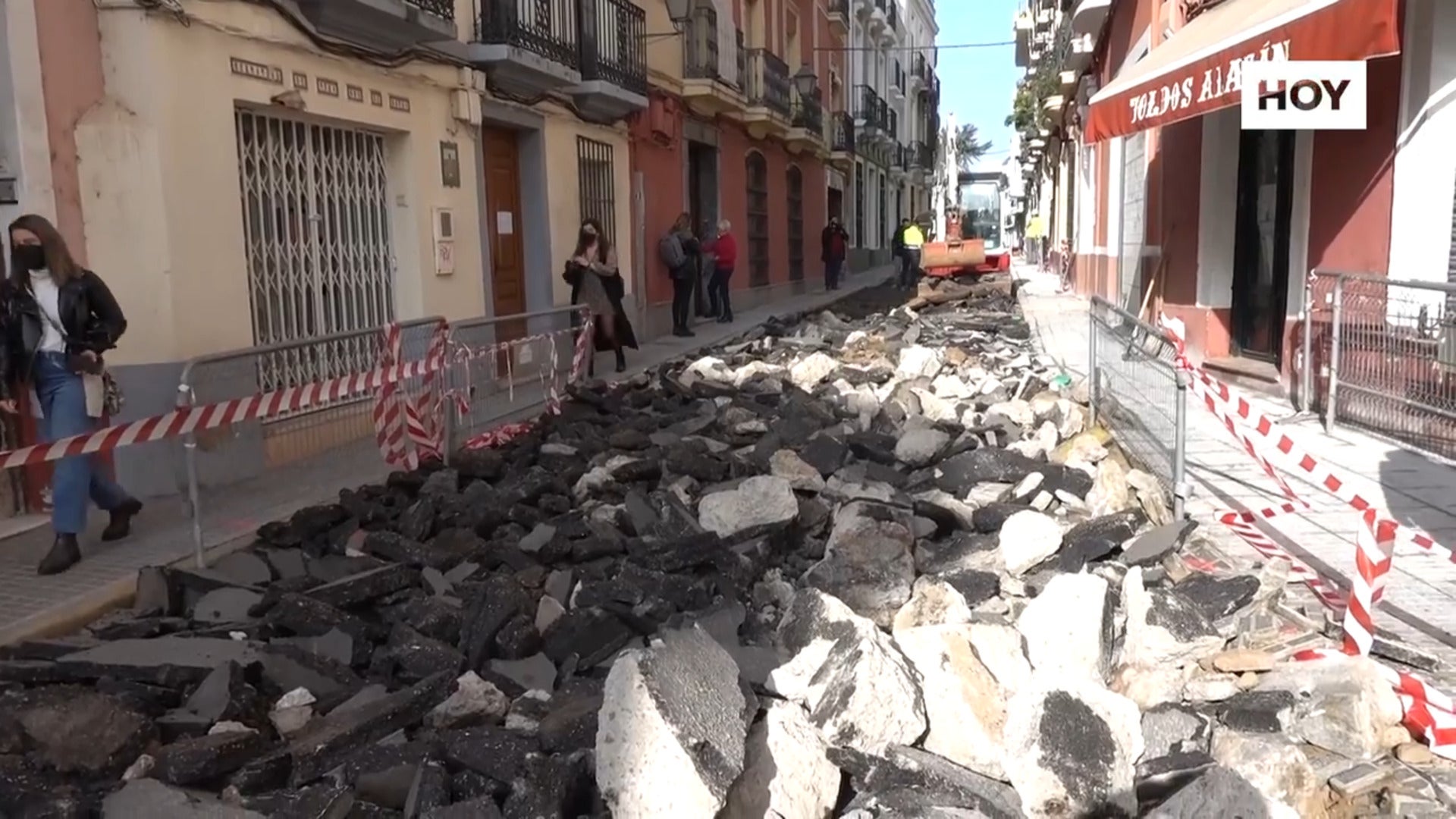 ​Solo vehículos que se dirijan a cocheras privadas podrán circular por Santa Lucía​