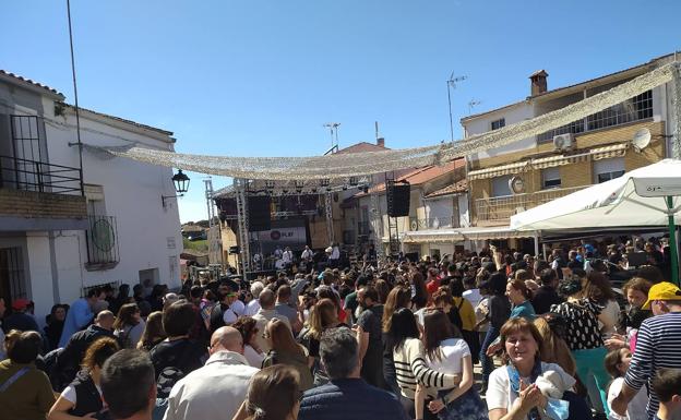 Talleres y música en el Festivalino de Pescueza
