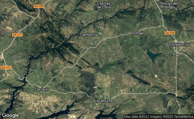 Dos heridos, uno de ellos grave, tras un accidente en la carretera que une Portaje y Ceclavín