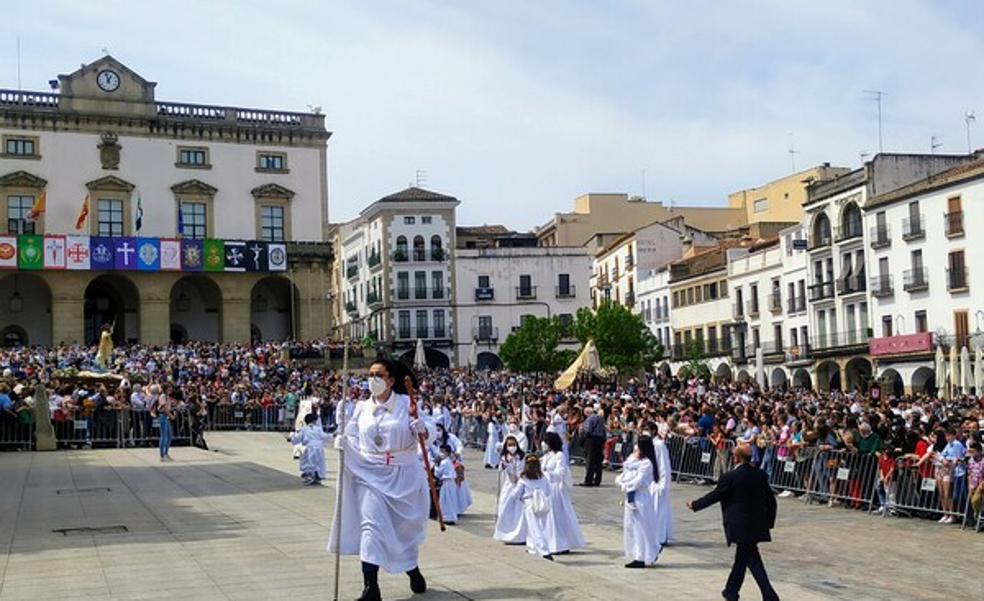 Sigue en directo el Domingo de Resurrección en Extremadura