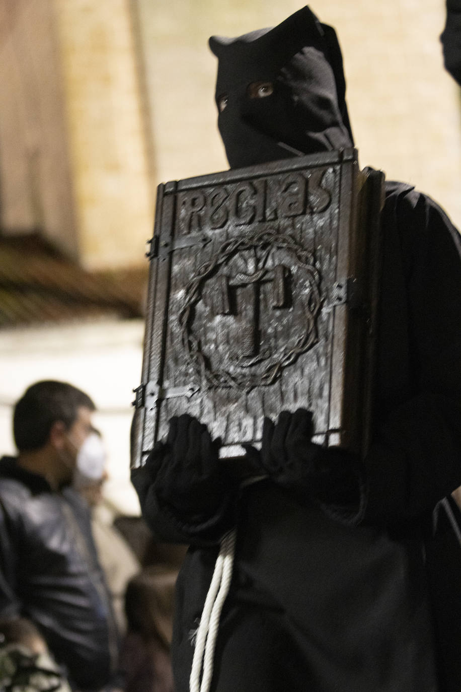 Lunes Santo de penitencia y recogimiento con la Hermandad de Penitentes del Santísimo Cristo de la Vera Cruz