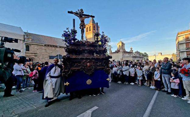 Mérida vive un Jueves Santo pleno con sus ocho pasos por Santa Eulalia