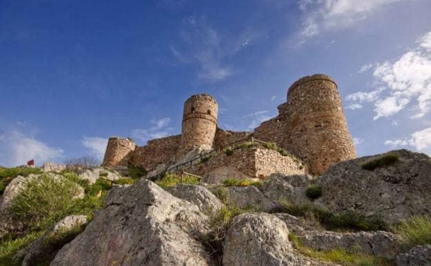 Termina la rehabilitación del castillo de Capilla